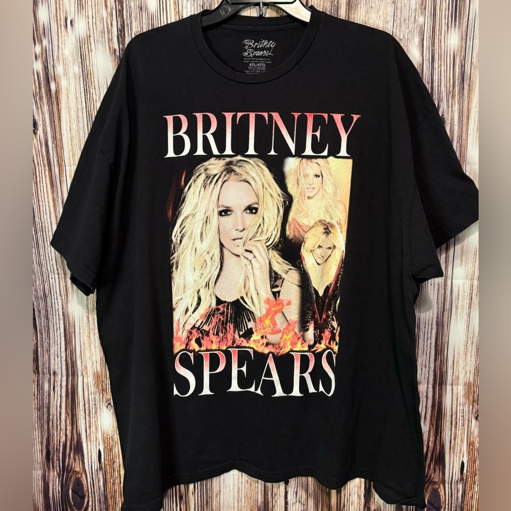 Black Britney Spears Graphic T-Shirt